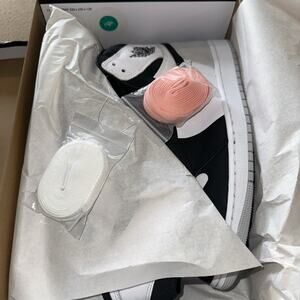 Size 11 - Jordan 1 Retro OG High Stage Haze